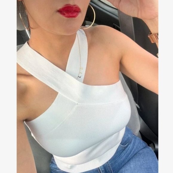 MODA ME COUTURE Tops - white ribbed knit cropped tank top